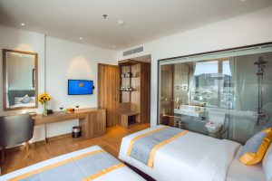 Family-connecting-room