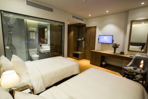 city-light-twin-room